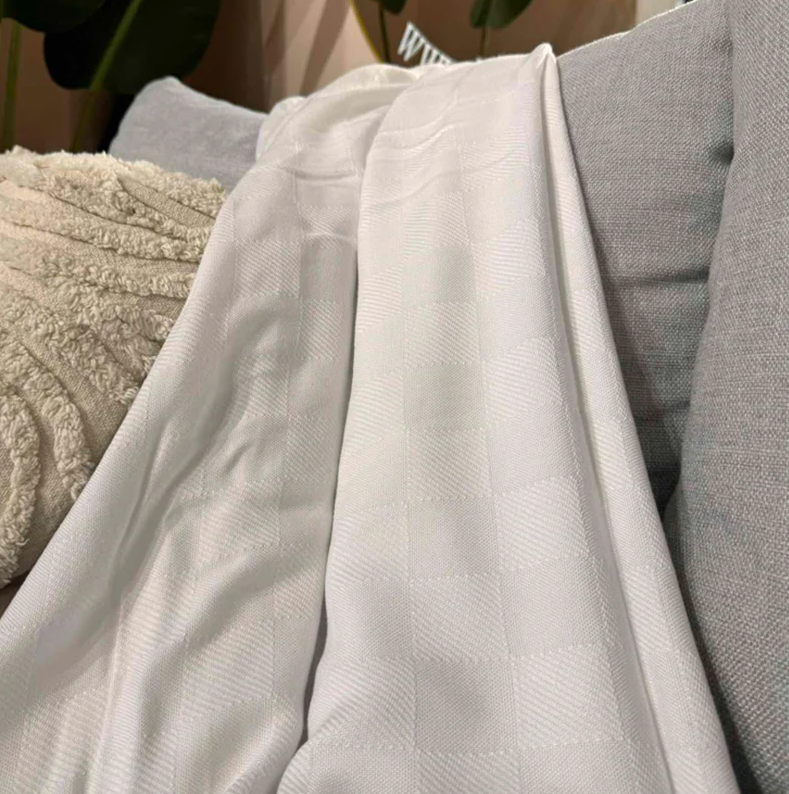 Linen & Homes Bamboo Muslin Throw Blanket