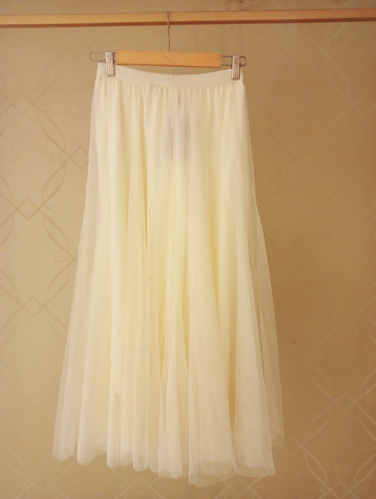 Details Mesh Skirt Creme FS