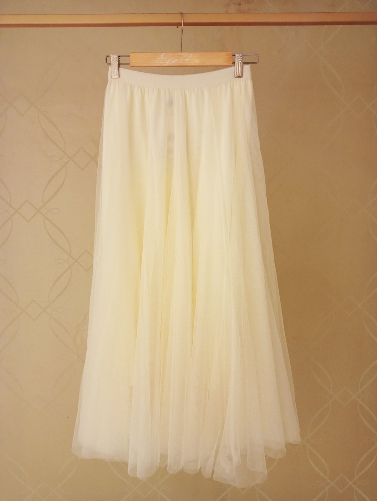 Details Mesh Skirt Creme FS