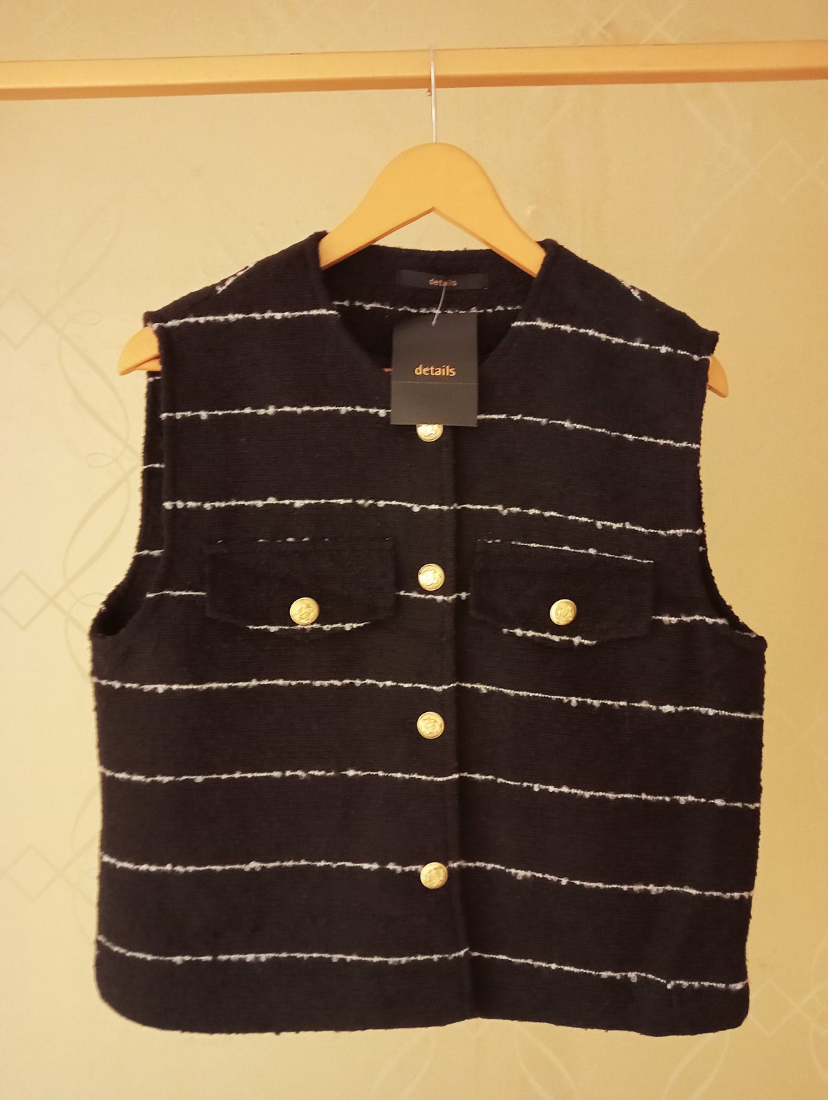 Details Striped Vest Black FS