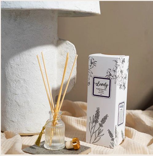 LOVELY FRAGRANCES Reed Diffuser 30ml (English Lavender and Lilies)