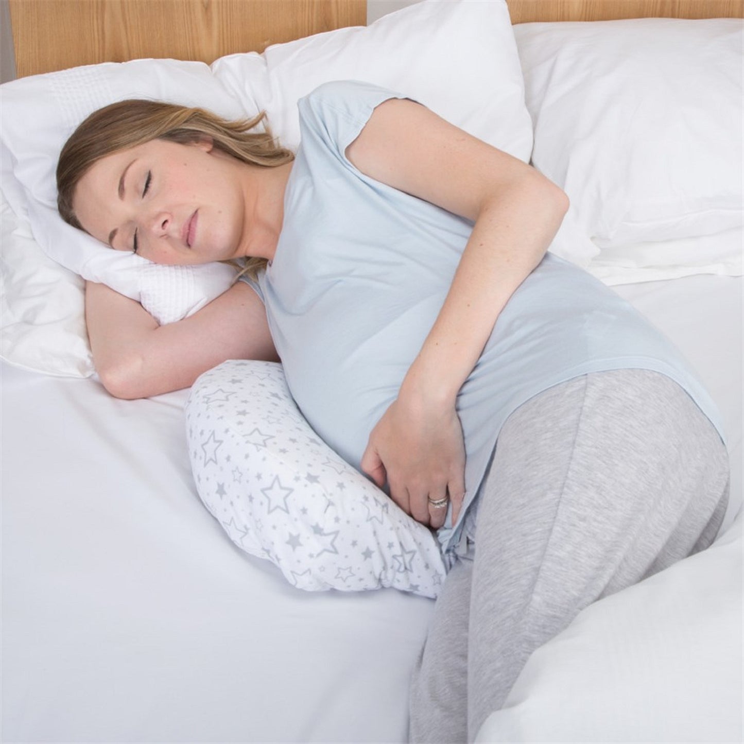 CuddleCo. Comfi-Mum Memory Foam Wedge Cushion - Stars
