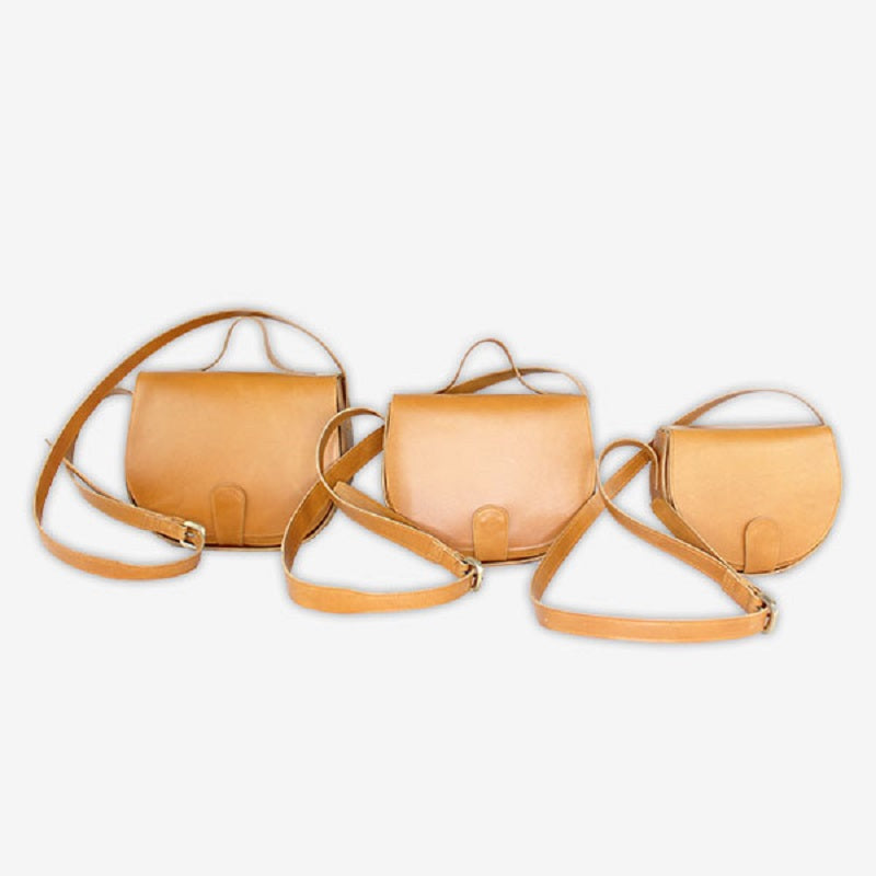 Niqua Sella in Tan