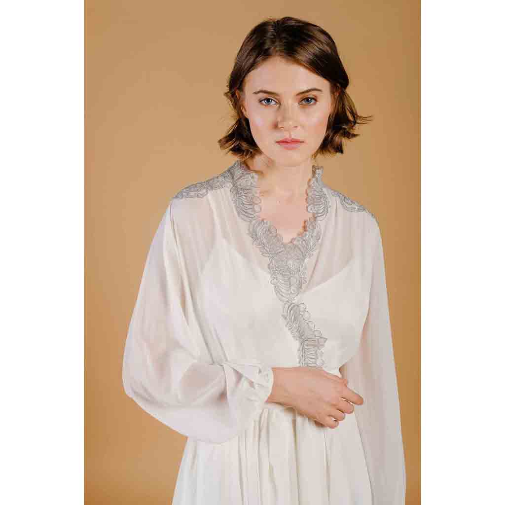 La Tercera Heart with Appliques Long Premium Silk Robe set