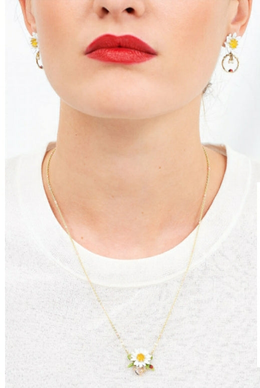Les Néréides Paris Lovely Daisy on stone necklace