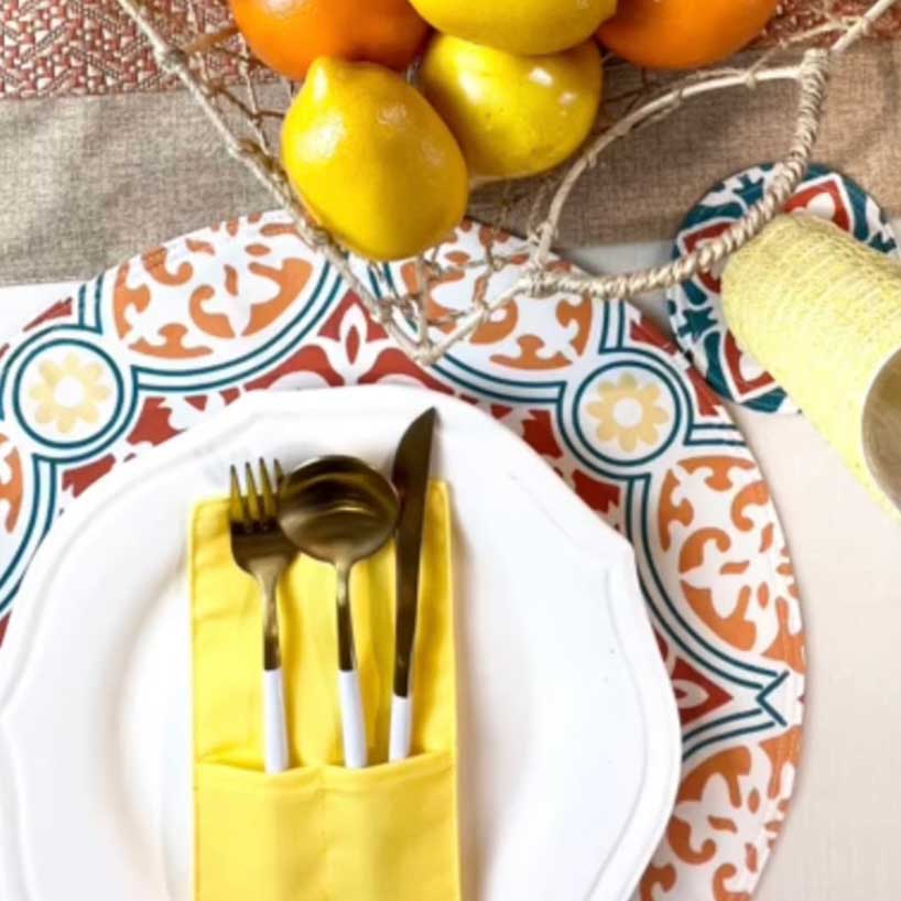 Zuri Round Cloth Placemats (Set of 6)