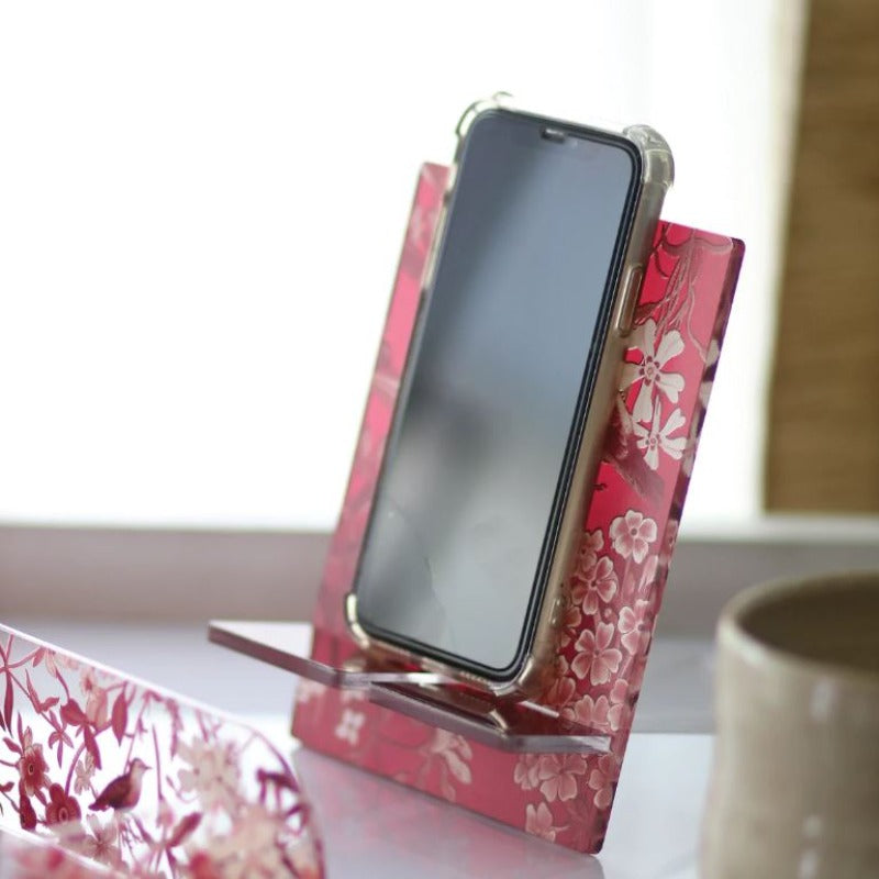 Millie Monday Gadget Stand