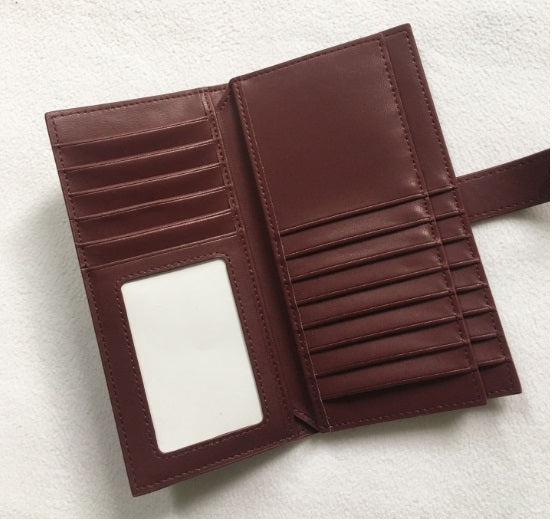 Katre Multi-Card Wallet in Mulberry
