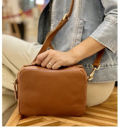 Costal Betsy Box Leather Bag